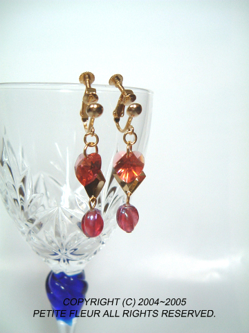 Heart Motif Earring #004